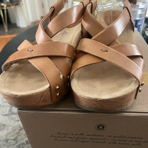 Bussola Tan Leather Platform Mules - Picture 7 of 7